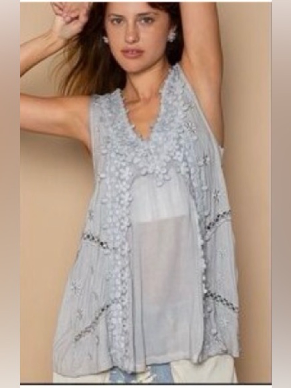 ✨ Like New POL Floral Appliqué Sleeveless Blouse S Boutique Boho Tank